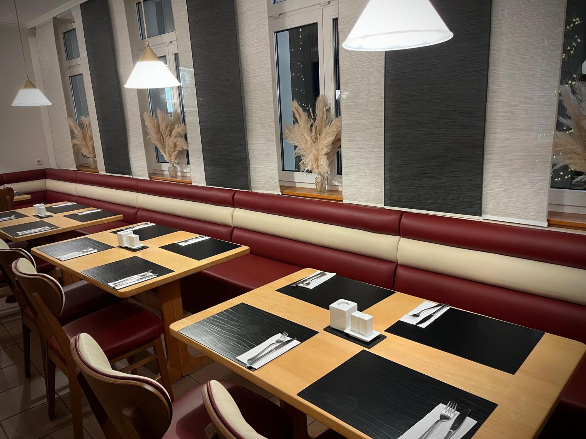 Hotel Zu Den Linden Wachtberg Zewnętrze zdjęcie