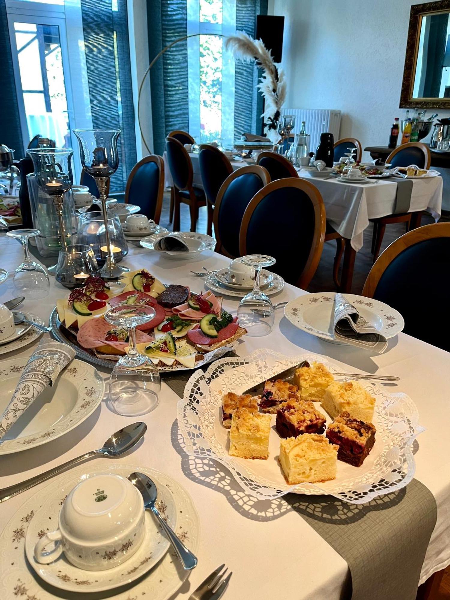 Hotel Zu Den Linden Wachtberg Zewnętrze zdjęcie